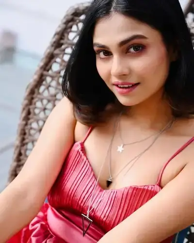 Escort Service Arjuni Morgaon